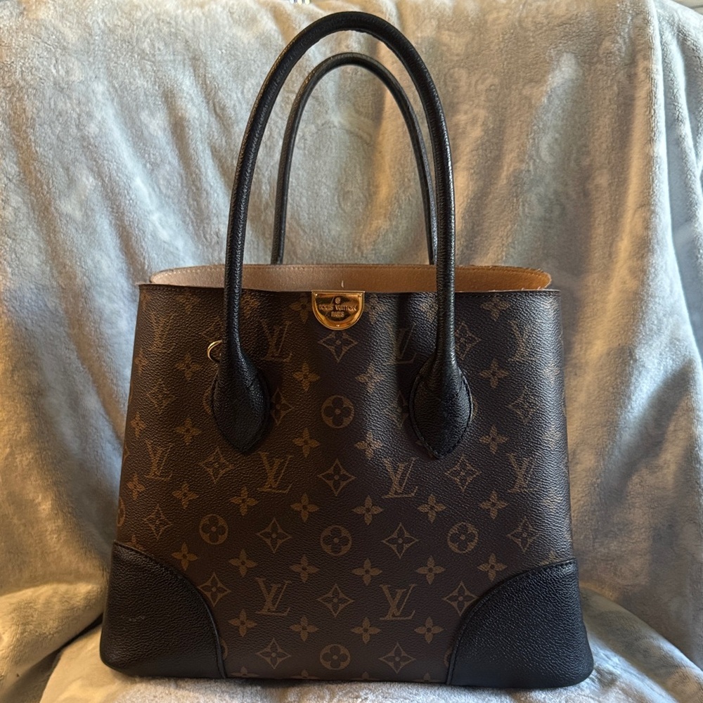 Louis Vuitton Black and Brown Monogram Tote - Picture 3 of 16